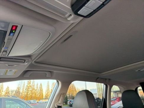 Used 2024 Subaru Forester Sport image 9