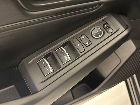 Certified 2025 Honda Accord SE image 20