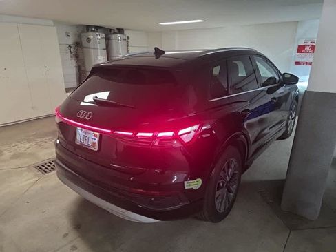 Used 2023 Audi Q4 e-tron Premium Plus w/ Premium Plus RWD image 7