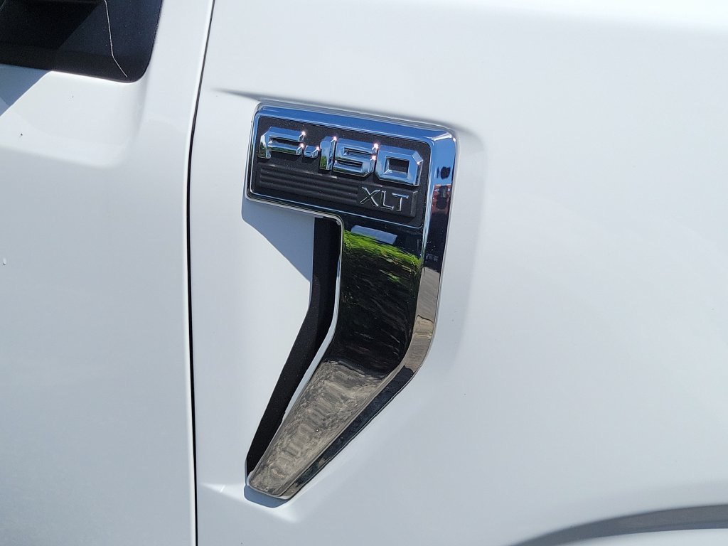 Used 2022 Ford F150 XLT w/ Trailer Tow Package AWD/4WD image 10