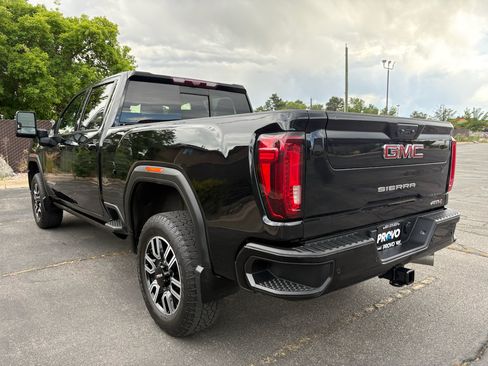 Used 2023 GMC Sierra 3500 AT4 w/ AT4 Premium Plus Package AWD/4WD image 11
