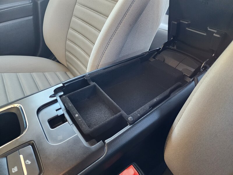 Used 2018 Ford Fusion S FWD image 45