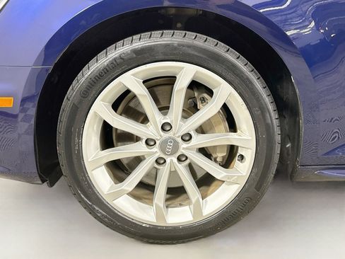 Used 2019 Audi A4 2.0T Prestige w/ Prestige Package AWD/4WD image 31