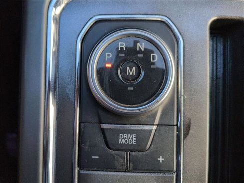 Used 2021 Ford Expedition Max XLT image 26