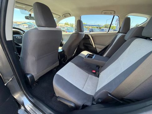 Used 2013 Toyota RAV4 LE AWD/4WD image 18