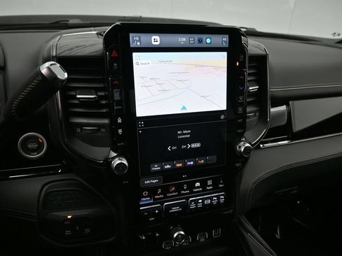 New 2026 RAM 3500 Limited AWD/4WD image 15