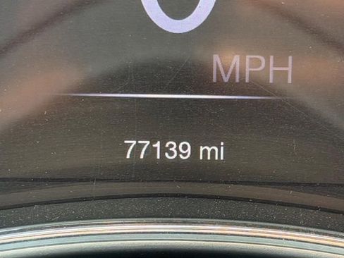 Used 2018 Jeep Grand Cherokee Laredo AWD/4WD image 19