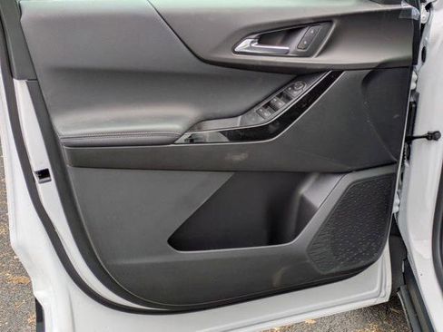 New 2026 Chevrolet Equinox LT w/ Safety and Technology Package image 12