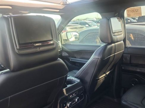 Used 2019 Ford Expedition Max Limited RWD image 8