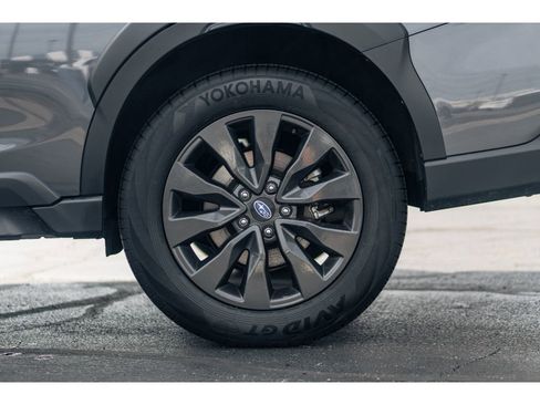 Used 2025 Subaru Outback Onyx Edition image 5