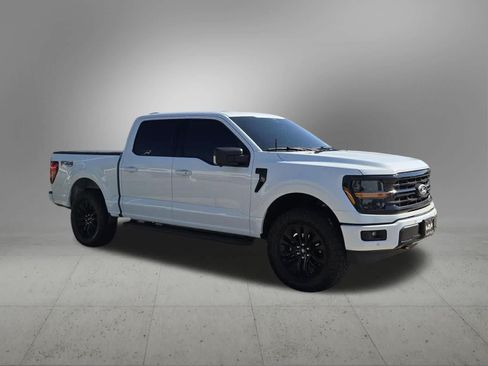 Used 2025 Ford F150 XLT w/ Equipment Group 302A MID AWD/4WD image 8