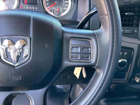 Used 2018 RAM 2500 Tradesman w/ Chrome Appearance Group image 23