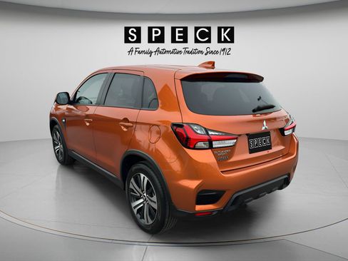 Used 2025 Mitsubishi Outlander Sport ES AWD/4WD image 3