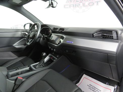 Used 2021 Audi Q3 2.0T Premium Plus w/ Premium Plus Package image 12
