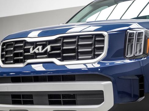 Used 2023 Kia Telluride S w/ S Sunroof Package AWD/4WD image 2