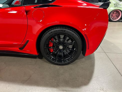 Used 2017 Chevrolet Corvette Z06 RWD image 40