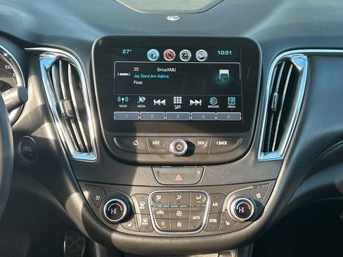 Used 2018 Chevrolet Malibu Premier w/ Driver Confidence Package image 19