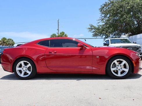 Used 2021 Chevrolet Camaro LT RWD image 33