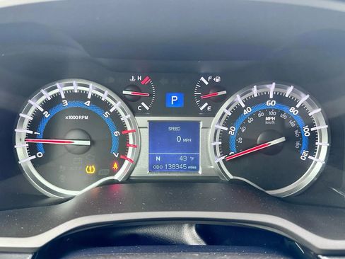 Used 2018 Toyota 4Runner Limited image 8