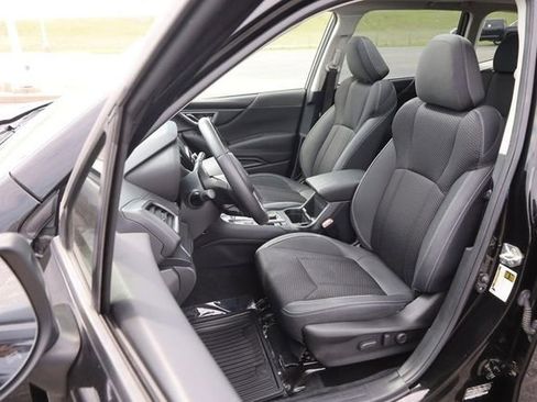 Used 2022 Subaru Forester Premium image 10