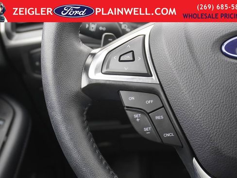 Used 2024 Ford Edge SEL w/ Convenience Package image 24