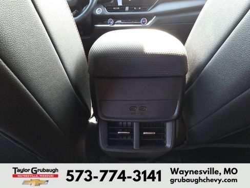 Certified 2026 Chevrolet Equinox RS w/ LPO, Floor Liner Package AWD/4WD image 30