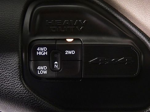 Used 2024 RAM 2500 Laramie AWD/4WD image 26