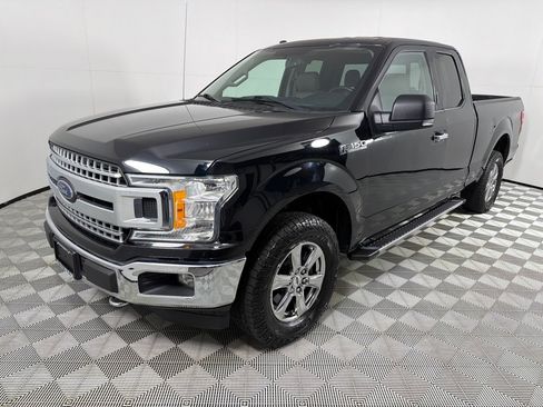 Used 2018 Ford F150 XLT w/ Equipment Group 302A Luxury AWD/4WD image 9