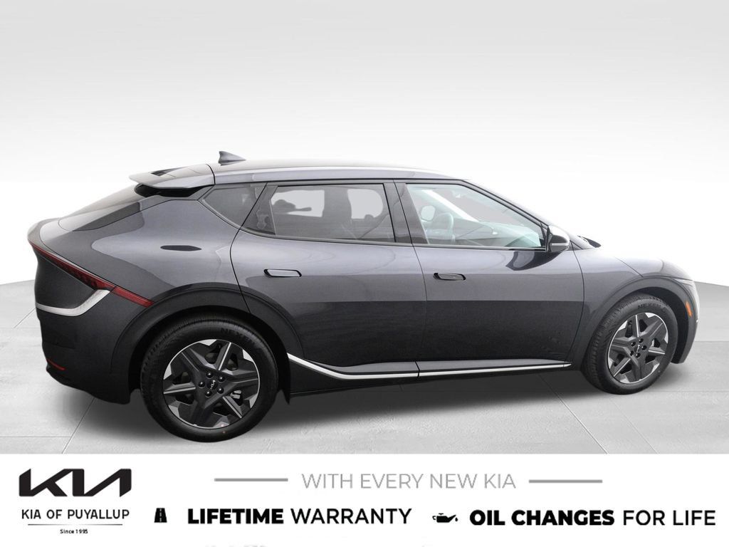 New 2026 Kia EV6 Light RWD image 4