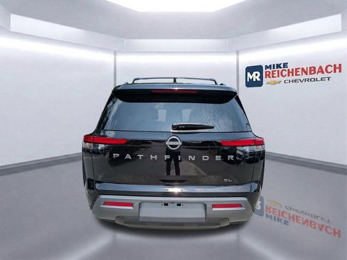 Used 2026 Nissan Pathfinder SL FWD image 5