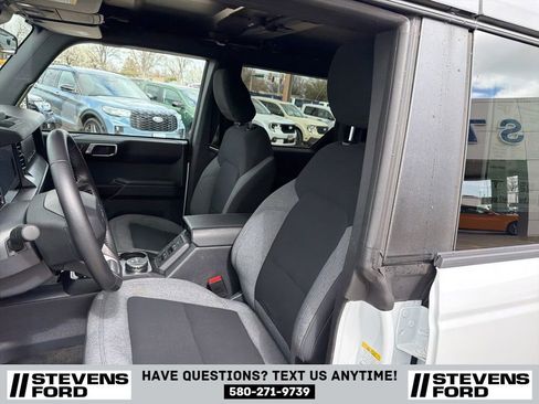 Used 2025 Ford Bronco Big Bend image 13