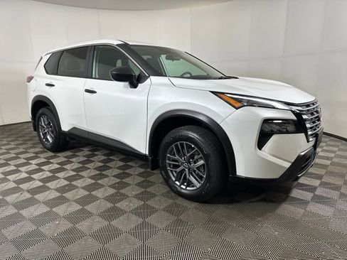 Certified 2025 Nissan Rogue S image 2