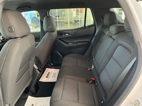 Used 2025 Chevrolet Equinox LT image 13