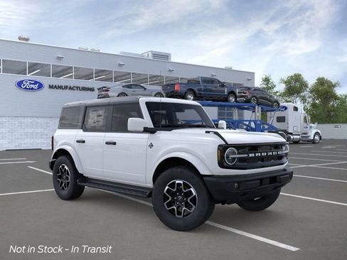 New 2026 Ford Bronco Outer Banks AWD/4WD image 7