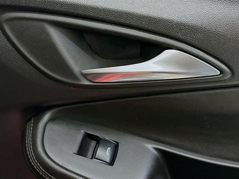 Used 2024 Buick Encore GX Sport Touring w/ Comfort Package image 30