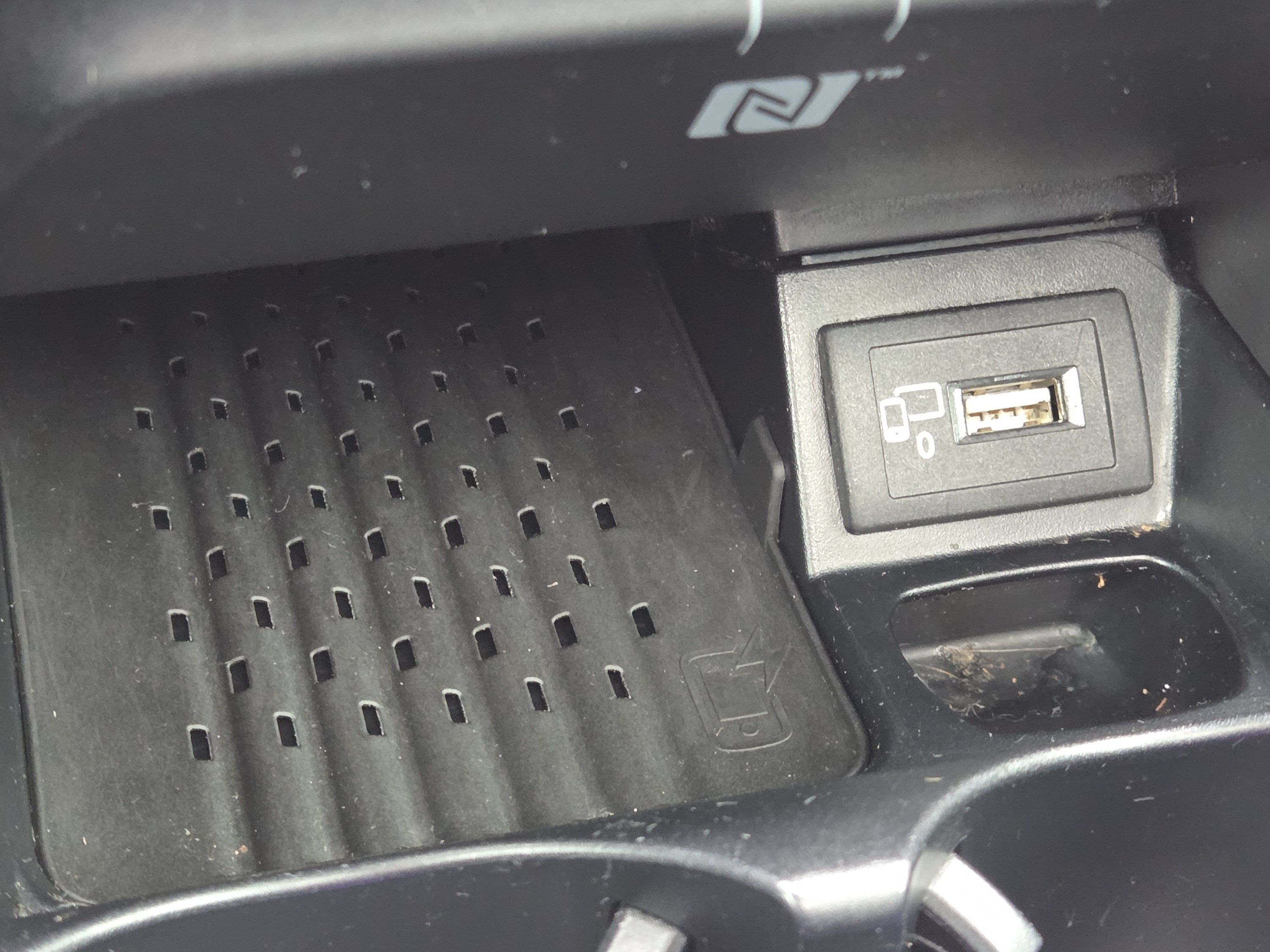 Used 2019 Mercedes-Benz E 300 4MATIC image 16