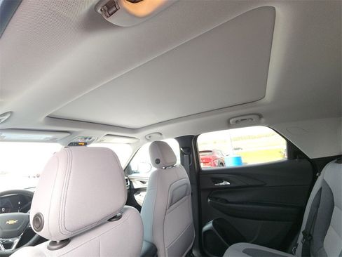 New 2025 Chevrolet TrailBlazer LT w/ Convenience Package image 21