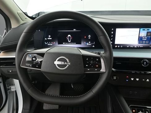 Used 2025 Nissan Murano SL AWD/4WD image 7