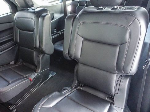 Used 2023 Ford Explorer XLT w/ Equipment Group 202A image 28