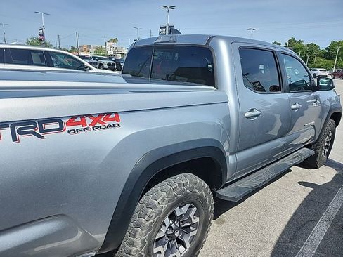 Used 2023 Toyota Tacoma TRD Off-Road AWD/4WD image 14
