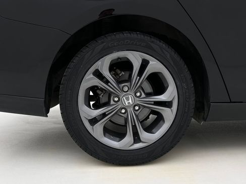 Used 2024 Honda Accord EX image 27