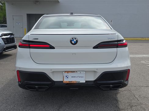 New 2025 BMW 760i xDrive image 6