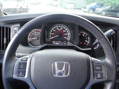 Used 2014 Honda Ridgeline SE image 32