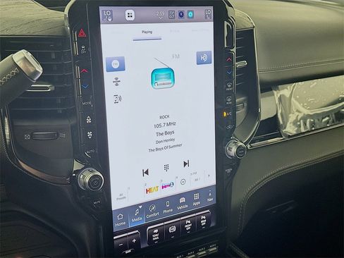 New 2026 RAM 3500 Limited w/ Towing Technology Group image 13