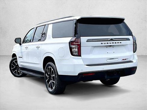 Used 2021 Chevrolet Suburban RST AWD/4WD image 13