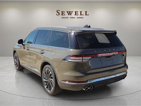New 2025 Lincoln Aviator Reserve w/ Equipment Group 201A image 3