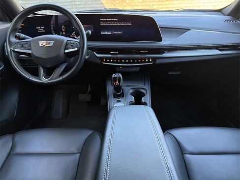 Certified 2025 Cadillac XT4 Premium Luxury image 23