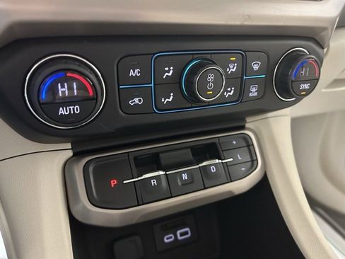 Used 2020 GMC Acadia Denali w/ Trailering Package image 23