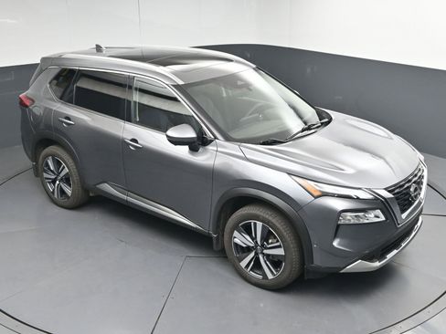 Used 2023 Nissan Rogue Platinum w/ Platinum Premium Package FWD image 34