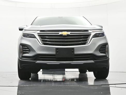 Used 2024 Chevrolet Equinox LT image 37